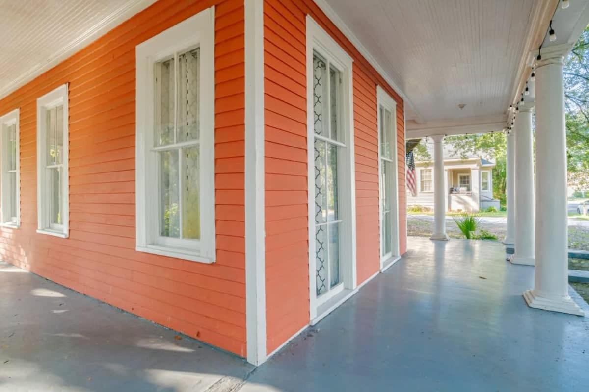 Pretty Peach Palace-Historic, Mins To Downtown Mobile Exterior photo